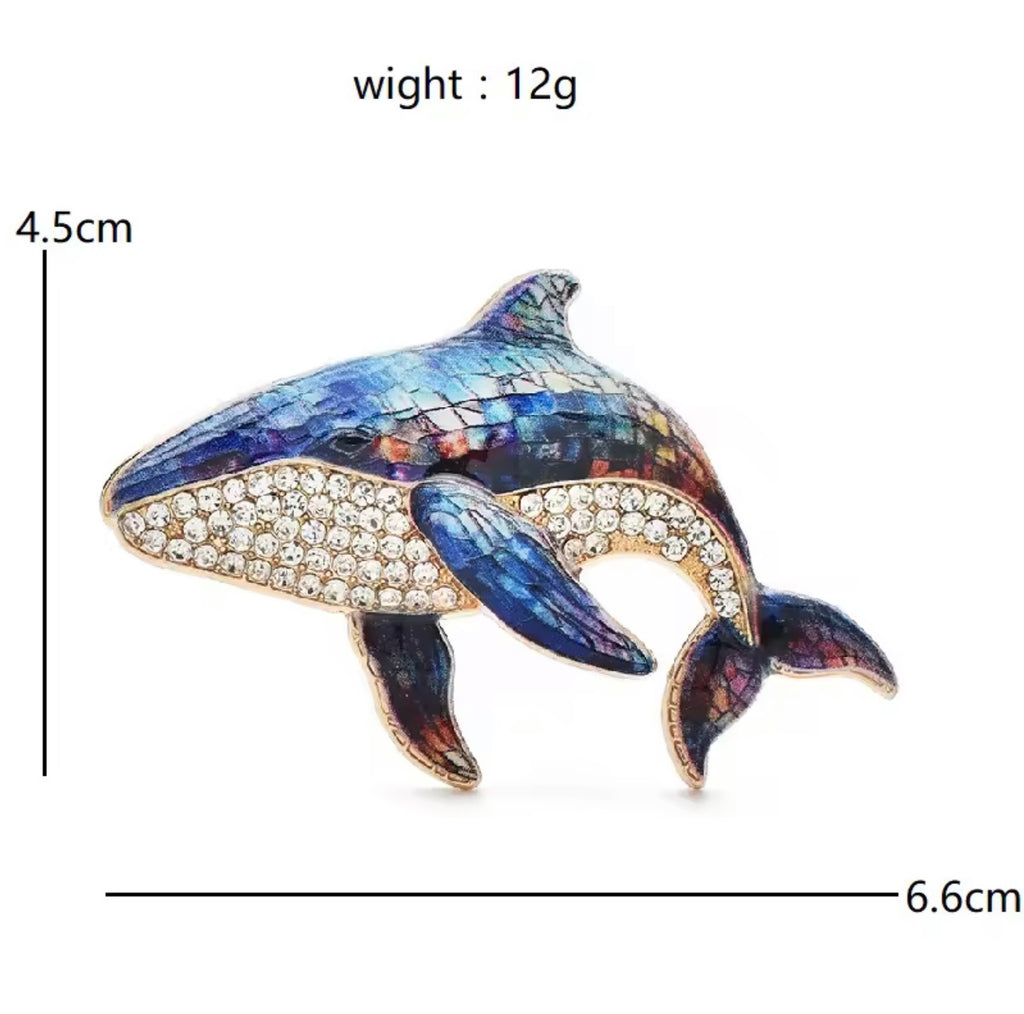 🐋 Whale Rhinestone Brooch – Elegant Ocean-Inspired Pin